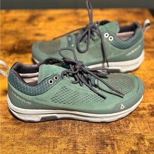 Vasque Woman’s Forest Green Athletic Shoes